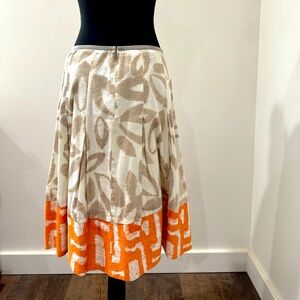 Cute skirt. Fully lined.